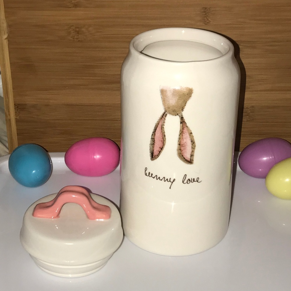 BRAND NEW Rae Dunn BUNNY LOVE 🐇Easter Canister